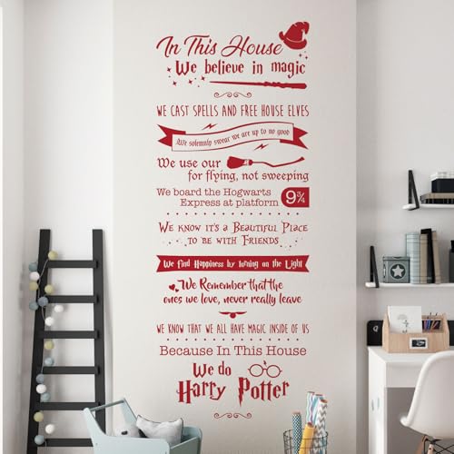 Wandtattoo mit Zitat  In this House we believe in Magic , Zitat von Zauberer