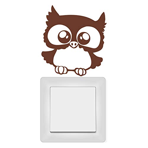 Wandtattoo Eule Leo - Größe 11 x 10 cm - Aufkleber für die Steckdose oder Lichtschalter - nougatbraun