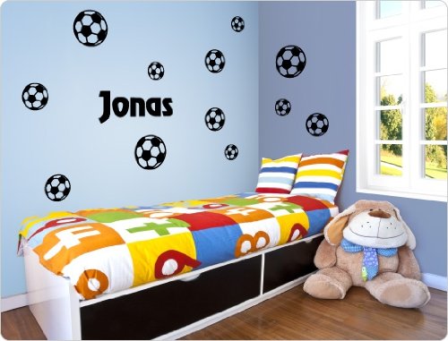 dekodino Wandtattoo Fußbälle mit Name Fußballmotiv Wandbilder Fussball Kinderzimmer Kin